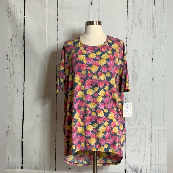 LuLa Roe Irma - Picture 7 of 7